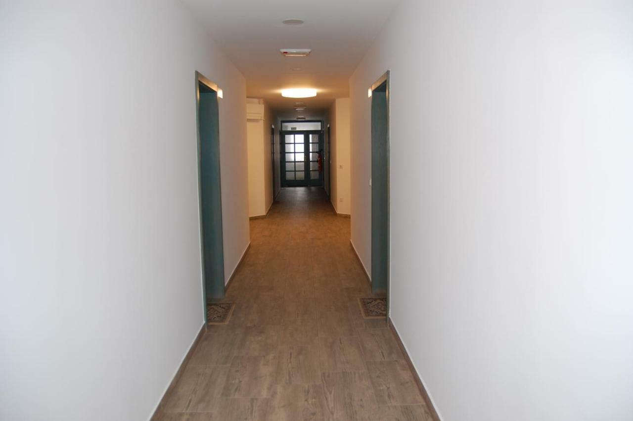 Rooms Hisa Divino พทุย ภายนอก รูปภาพ